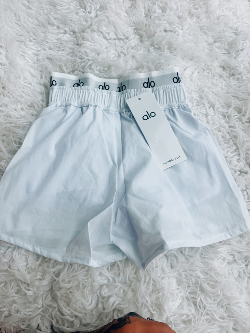 ALO Yoga White Elastic-Waist Athletic Shorts